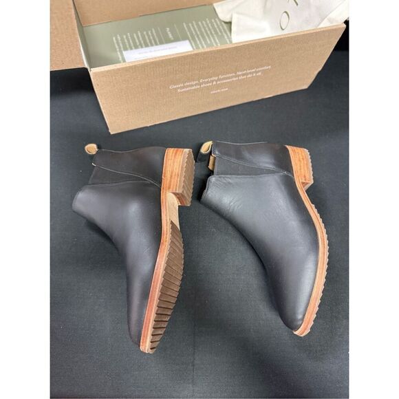 New Nisolo Black Leather Eva Everyday Chelsea Ankle Boots 5 - Picture 3 of 6